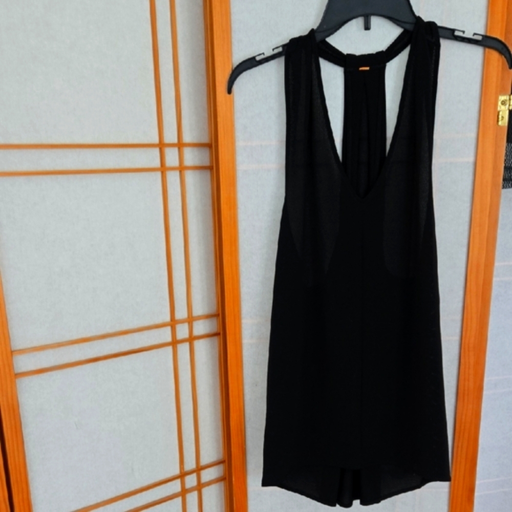 Lucy Activewear NWOT Black Sleeveless Tunic Top Small